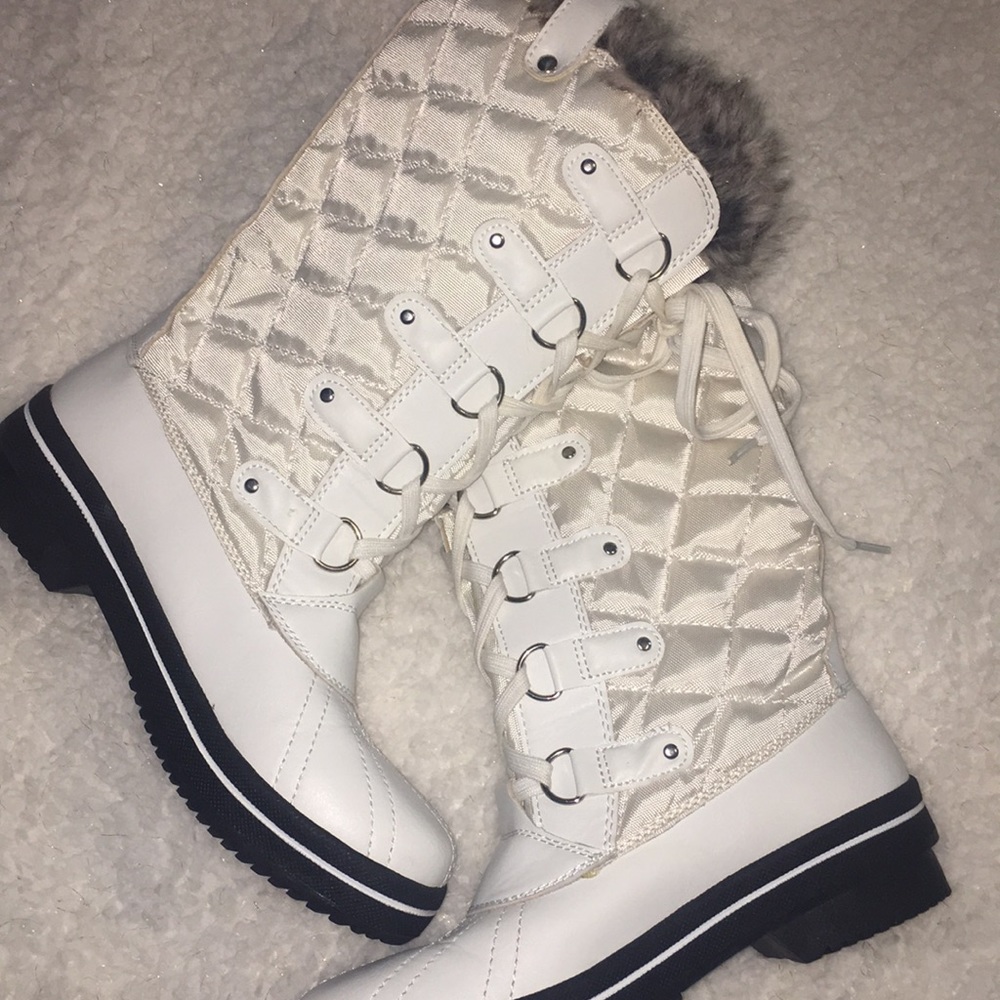 Steven Madden Snow Boots